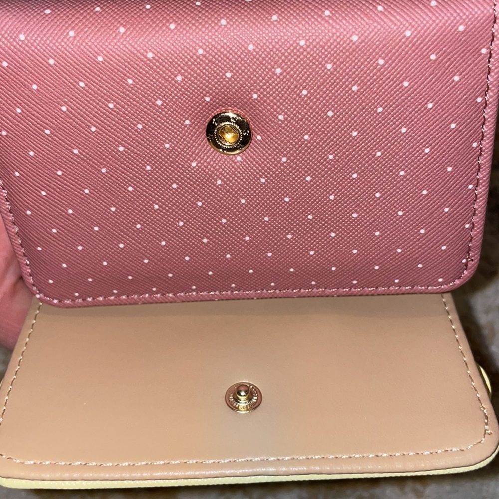 Pompompurin Kisslock Bifold Faux Leather Wallet - Picture 8 of 13